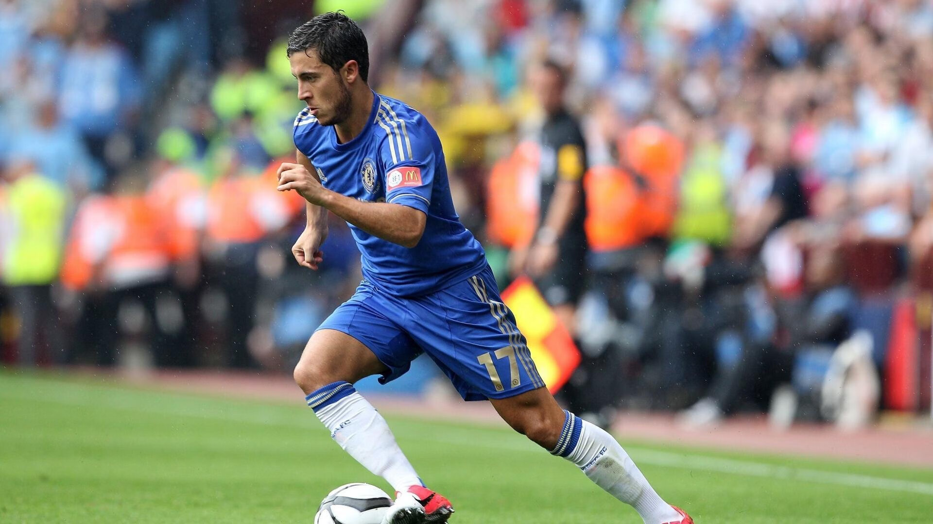 博卡球员斗志昂扬，攻防节奏紧凑，博卡的主场名称是什么